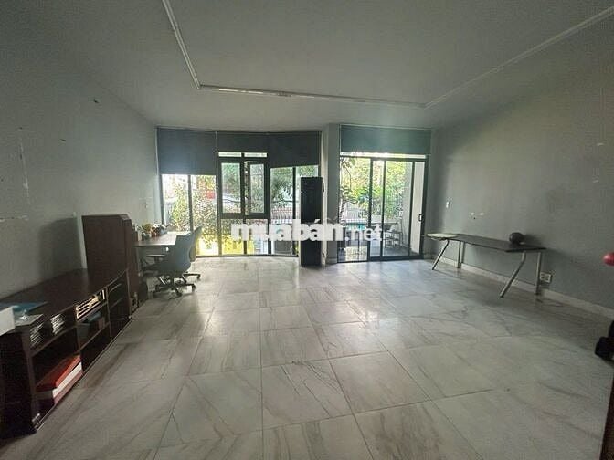 NHÀ CHO THUÊ MT NGUYỄN SƠN_ 7X20M_ TRỆT 3 LẦU_ PHÒNG RỘNG RÃI.