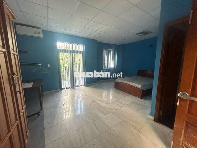 NHÀ CHO THUÊ MT NGUYỄN SƠN_ 7X20M_ TRỆT 3 LẦU_ PHÒNG RỘNG RÃI.