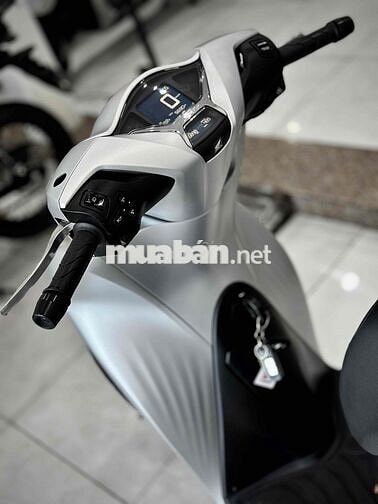 Sh125i 2023 Lướt chính chủ ( Hỗ trợ GÓP ) 🔥🔥