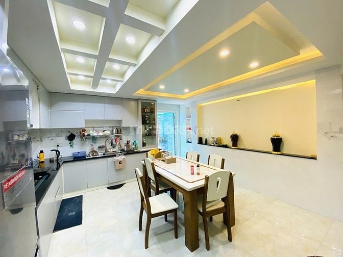 Bán Nhà Mặt Tiền Hẻm Đường Phạm Hữu Lầu, Giáp Phú Mỹ Hưng 4.6 x16 CHỉ