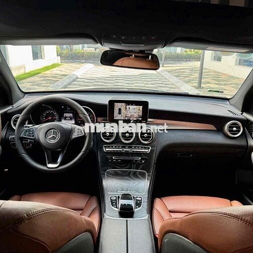 Mercedes Benz GLC Class 2017 300 - 85000 km