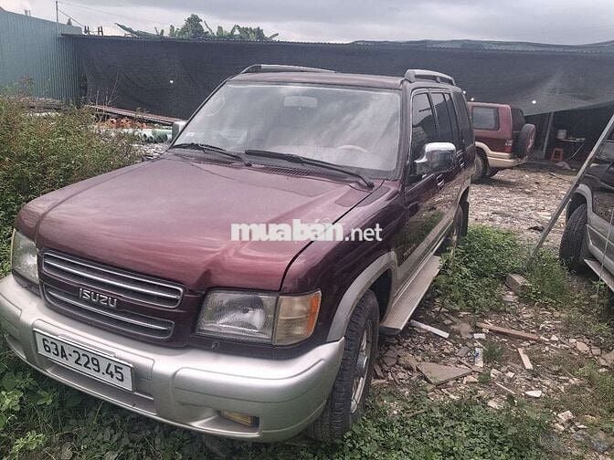 Isuzu trooper 2002 -200000 km