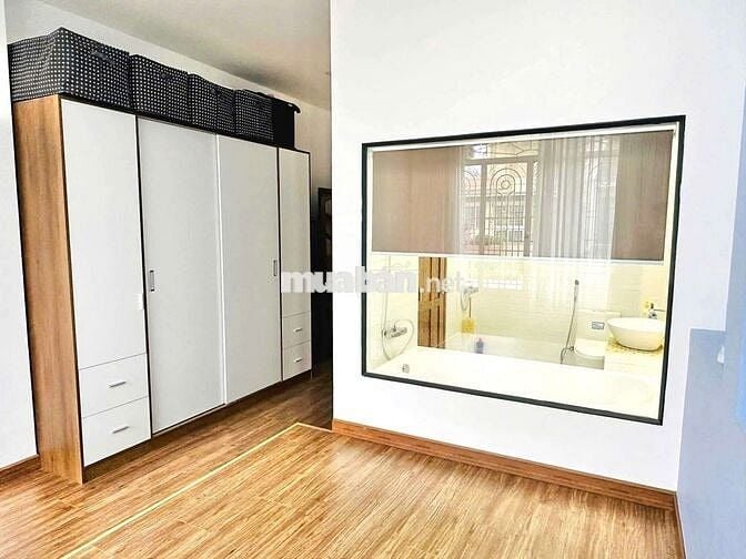 Nhà 3,5 tấm đường nội khu Tên lửa
