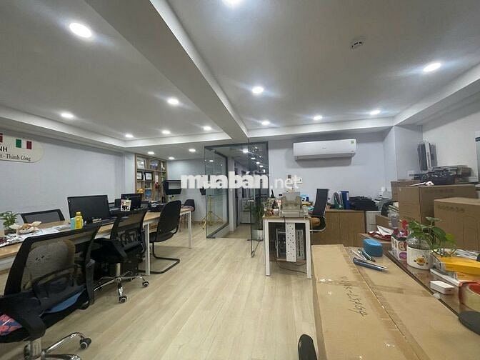 NHÀ ĐẸP CHO THUÊ THOẠI NGỌC HẦU_ 8X17M_ TRỆT 4 LẦU SÀN SUỐT, THANG MÁY