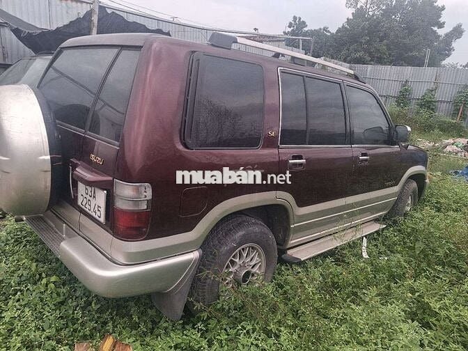 Isuzu trooper 2002 -200000 km