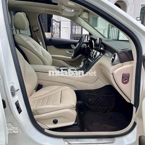 Mercedes Benz GLC Class 2*** km