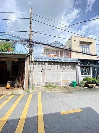 Bán gấp nhà mặt tiền đường xe tải 131.8m2 SHR giá 9.2 tỷ thương lượng