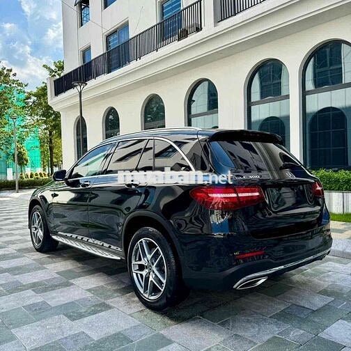 Mercedes Benz GLC Class 2017 300 - 85000 km
