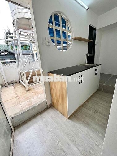 CĂN HỘ SIÊU RỘNG 1PN TÁCH BẾP CỬA SỔ KÍNH SIÊU SÁNG NGAY GV SÁT BTHANH