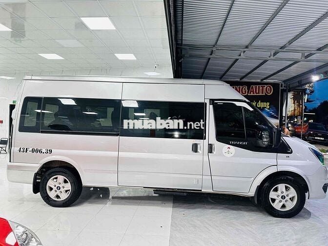Ford Transit 2023 Limousine - 99999 km