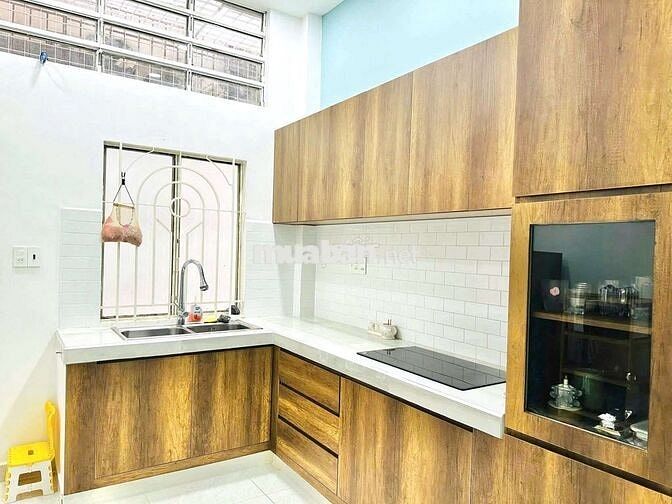 Nhà 3,5 tấm đường nội khu Tên lửa