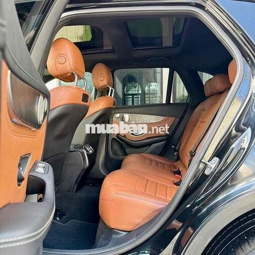 Mercedes Benz GLC Class 2017 300 - 85000 km