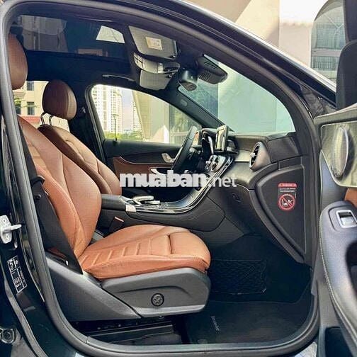 Mercedes Benz GLC Class 2017 300 - 85000 km
