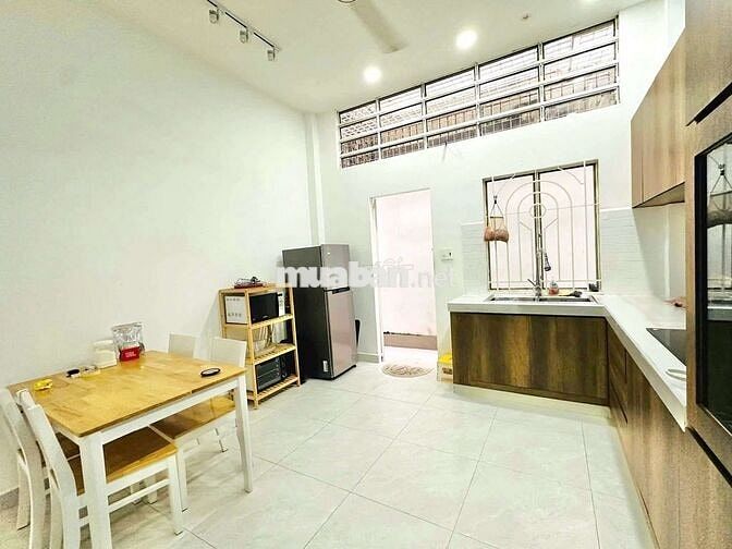 Nhà 3,5 tấm đường nội khu Tên lửa