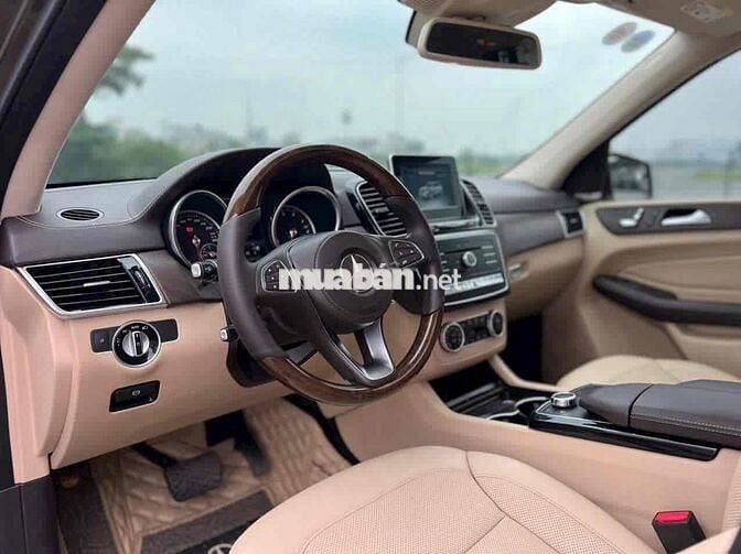 Mercedes Benz GLS400 4Matic nhập Mỹ 2016 màu nâu