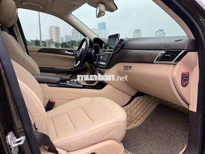 Mercedes Benz GLS400 4Matic nhập Mỹ 2016 màu nâu