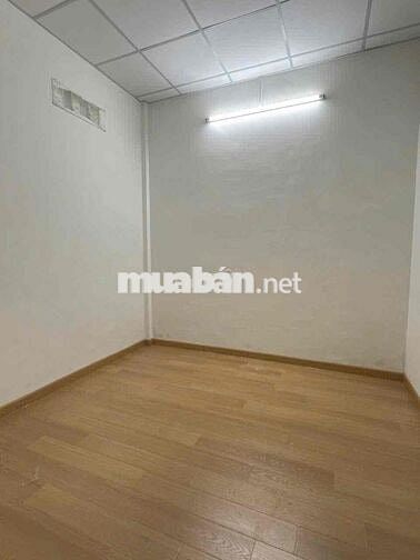 Nhà trệt 2 phòng ngủ hẻm 194 đường Cách Mạng Tháng Tám