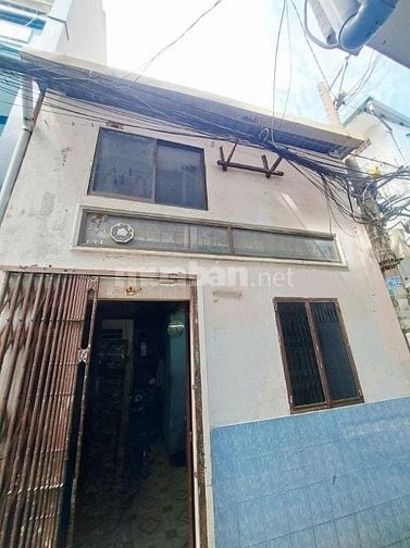 Nhà nát sát Chợ Tân Bình, 25m2, cực ngon, chỉ 2 tỷ nhỉnh