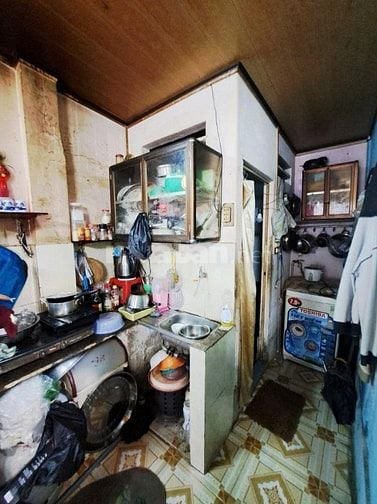 Nhà nát sát Chợ Tân Bình, 25m2, cực ngon, chỉ 2 tỷ nhỉnh