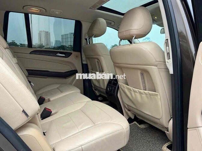 Mercedes Benz GLS400 4Matic nhập Mỹ 2016 màu nâu