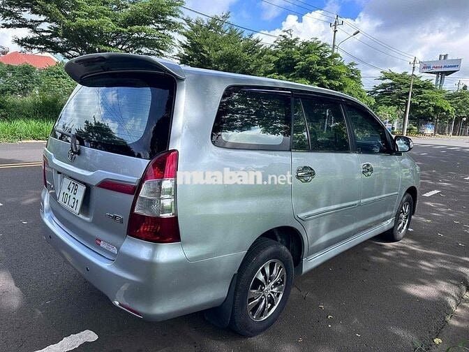 Toyota Innova 2016 E số sàn