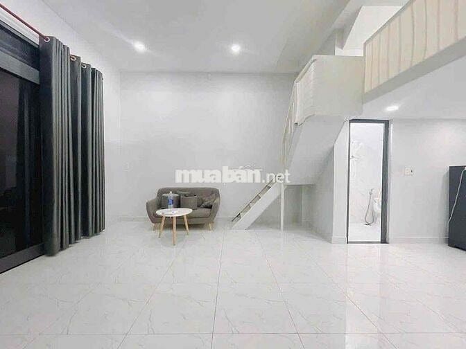 Duplex full q4 rộng rãi gác cao gần trung tâm q1 có nội thất sạch sẽ
