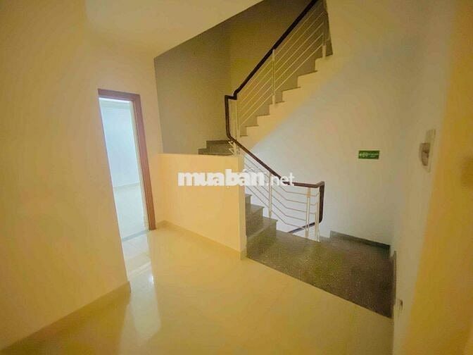Cho thuê nhà mặt tiền đường số quận 7