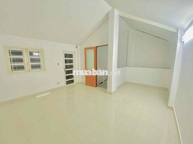 Cho thuê nhà mặt tiền đường số quận 7