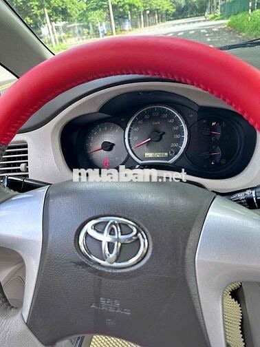 Toyota Innova 2016 E số sàn