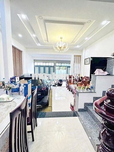 💥NHÀ HIẾM XE HƠI NGỦ TRONG NHÀ HTP QUẬN 7 GIÁ CHỈ 7 TỶ 5