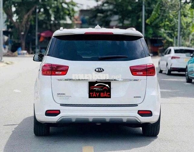 Kia Sedona 2019 2.2 DAT Luxury - 80000 km