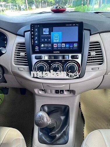 Toyota Innova 2016 E số sàn