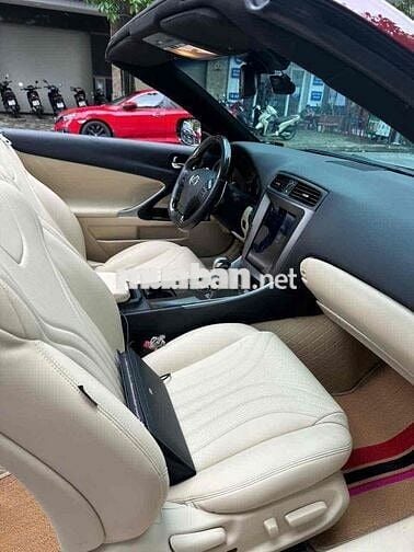 Lexus IS 250C 2010