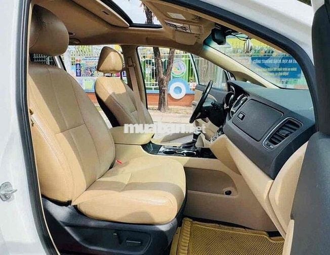 Kia Sedona 2019 2.2 DAT Luxury - 80000 km