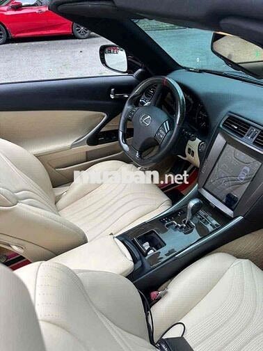 Lexus IS 250C 2010