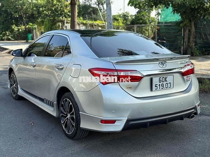 Toyota Corolla Altis 2.0V 122000 km Chuẩn bao tua