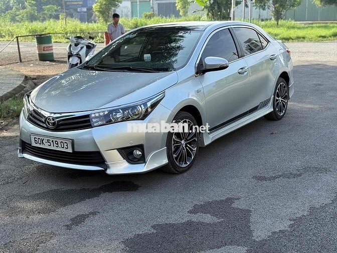 Toyota Corolla Altis 2.0V 122000 km Chuẩn bao tua