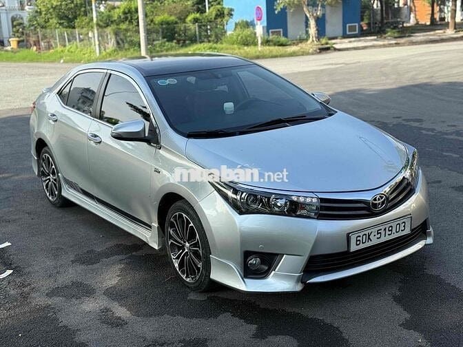 Toyota Corolla Altis 2.0V 122000 km Chuẩn bao tua