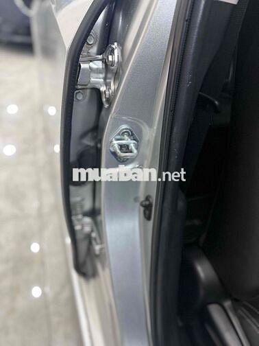 Toyota Corolla Altis 2.0V 122000 km Chuẩn bao tua