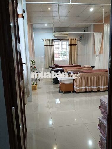 Nhà mặt tiền đường hẻm 553 hẻm xe hơi