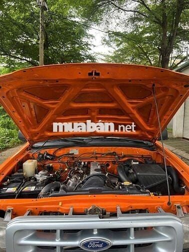 2002 XLT 4x4 MT 2 cầu đủ máu dầu thanh lý cơ quan