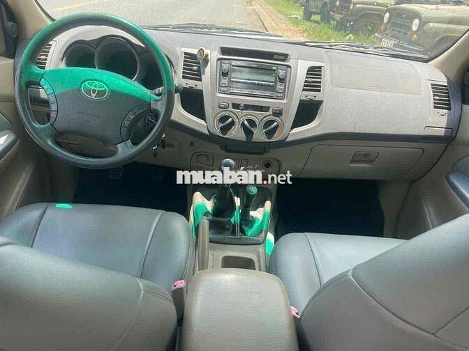 Toyota Hilux 2010 3.0G 4x4 MT