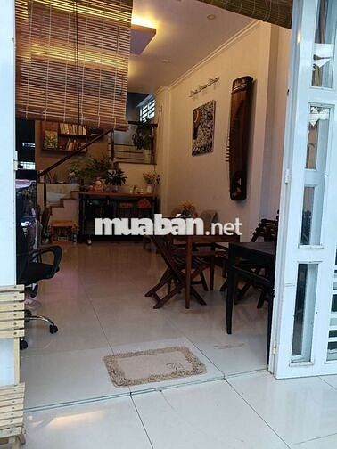 Nhà mặt tiền đường hẻm 553 hẻm xe hơi