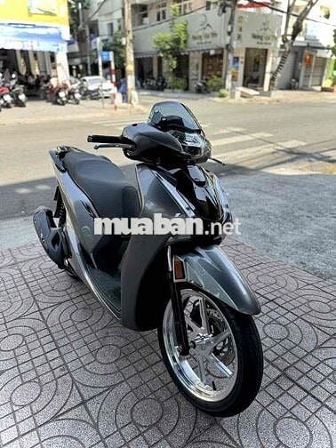 Cần bán shvn 125 2019