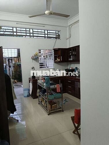 Nhà mặt tiền đường hẻm 553 hẻm xe hơi