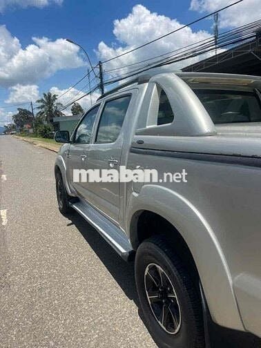 Toyota Hilux 2010 3.0G 4x4 MT