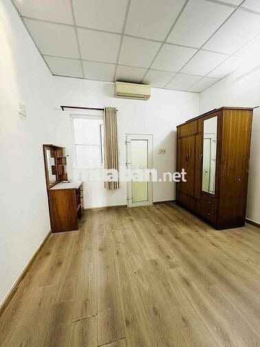 DƯƠNG QUẢNG HÀM P5 GẦN ĐH VĂN LANG