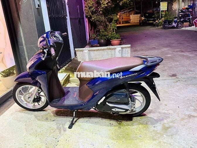 Vision 2025 mới mua từ hãng ko nhu cầu bán lại