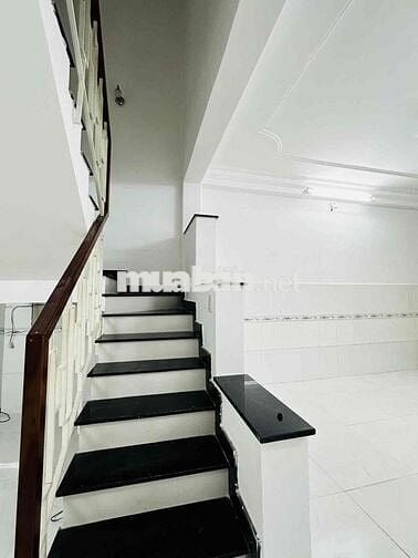 DƯƠNG QUẢNG HÀM P5 GẦN ĐH VĂN LANG