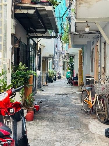 CHO THUÊ NHÀ NGUYÊN CĂN 2PN GIÁP Q1